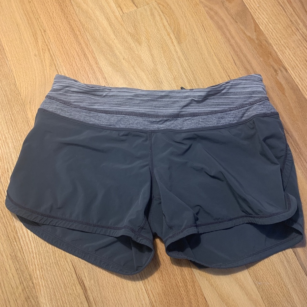Lululemon shorts size 8